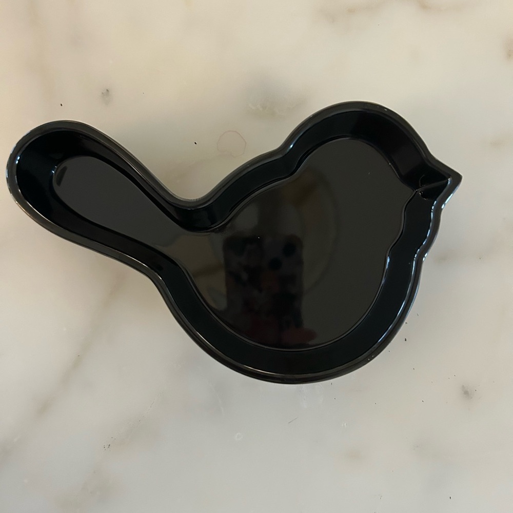 Nora Fleming Black Bird Dish (2021)